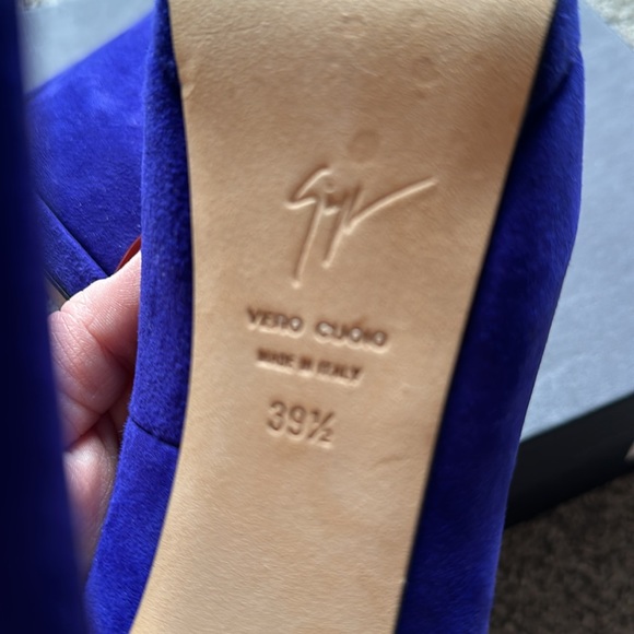 ⭐️HOST PICK!⭐️Authentic Giuseppe Zanotti Sharon Suede Peep Toe Pumps 39.5 Violet - Picture 11 of 11